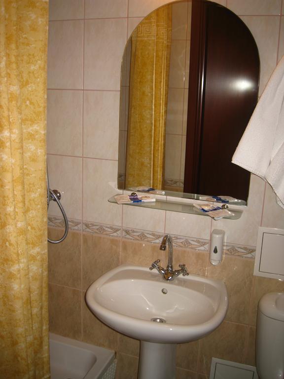 Druzhba Service Hotel Kijów Pokój zdjęcie