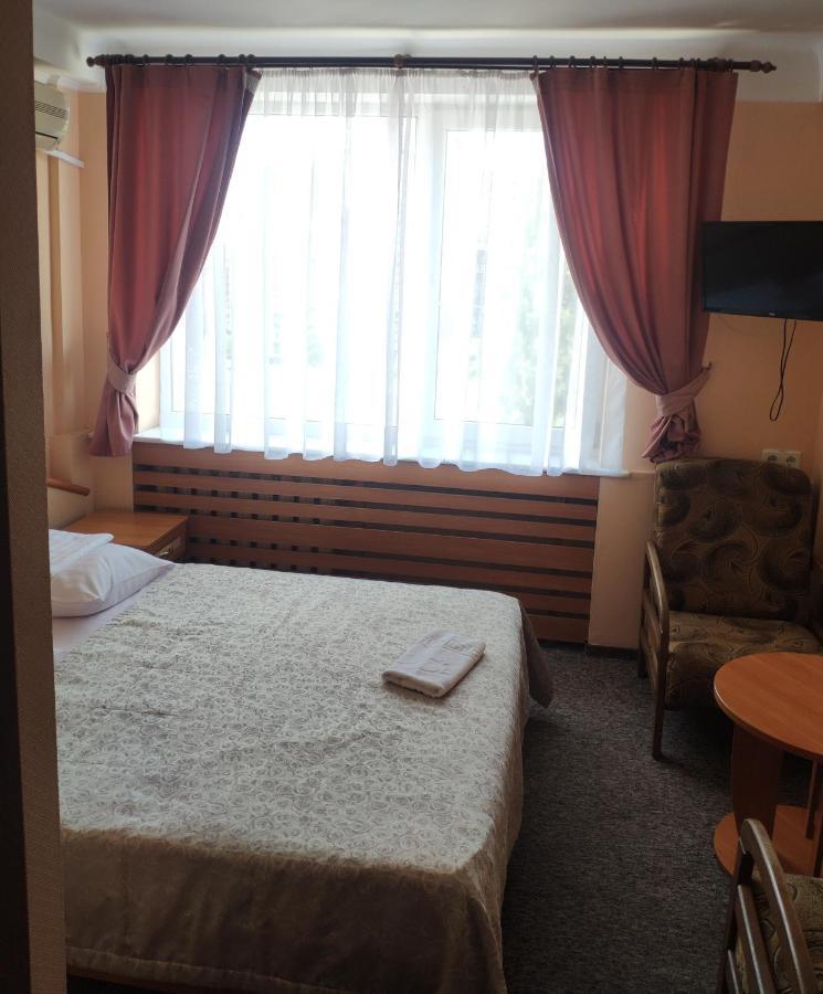 Druzhba Service Hotel Kijów Zewnętrze zdjęcie
